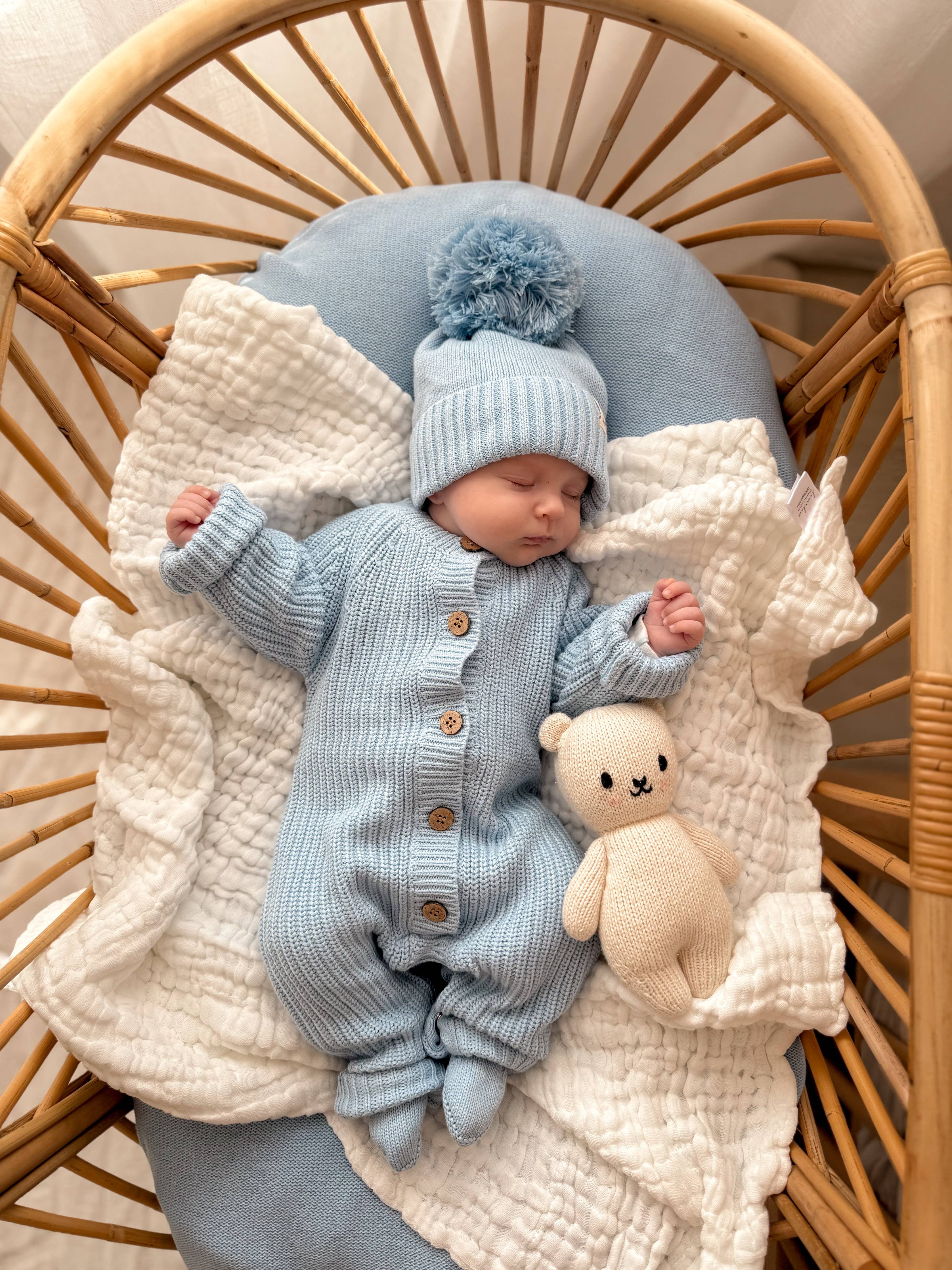 Pom Beanie - Powder Blue