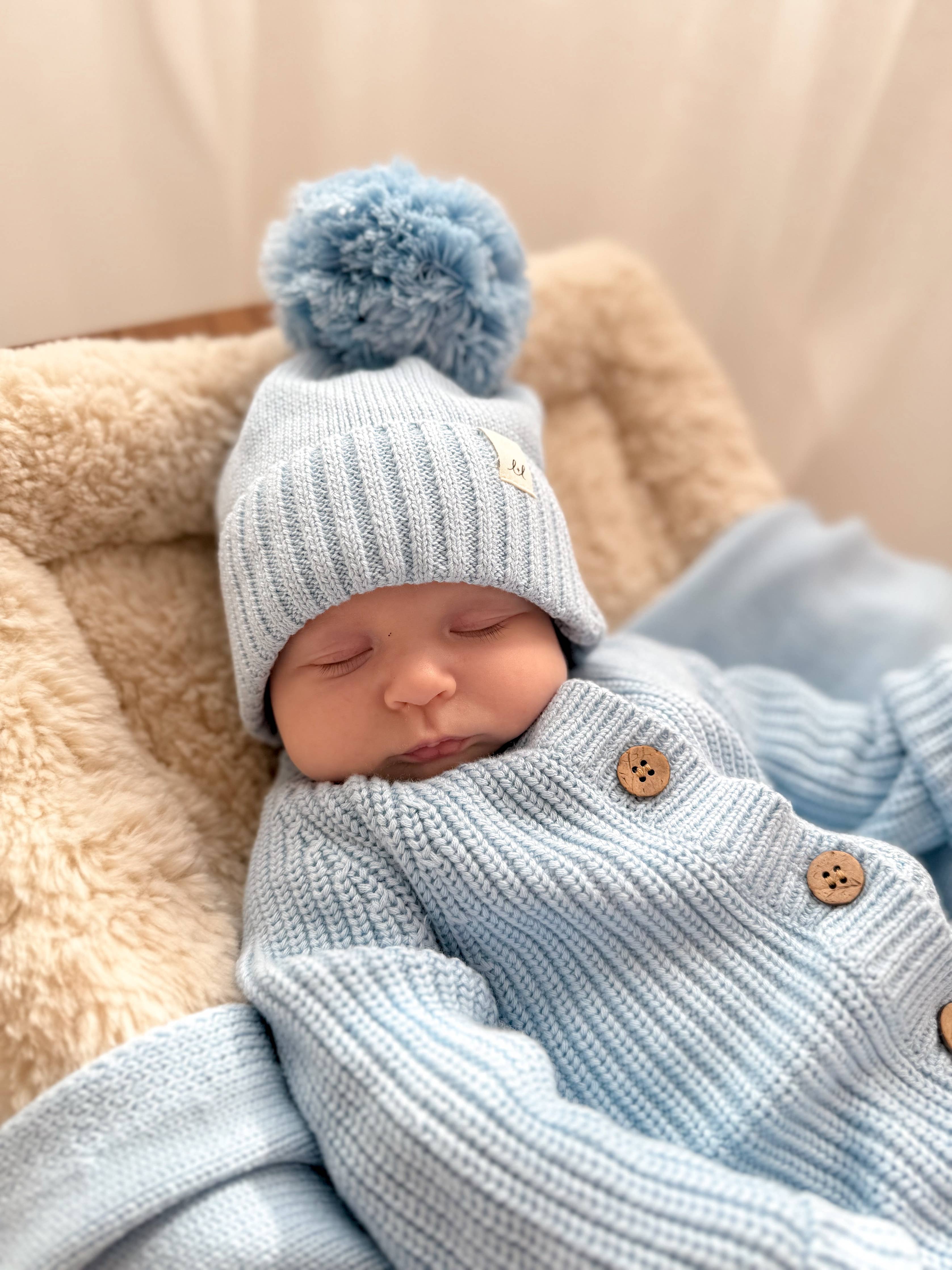 Pom Beanie - Powder Blue